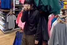 西宁女顾客被优衣库工作人员掐脖子拖回收银台？涉事商场称可能存在误会